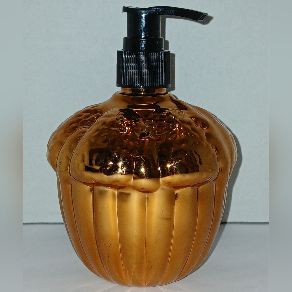 Gold Hammered And Matte Acorn Soap Dispenser - Honey Almond Scented
